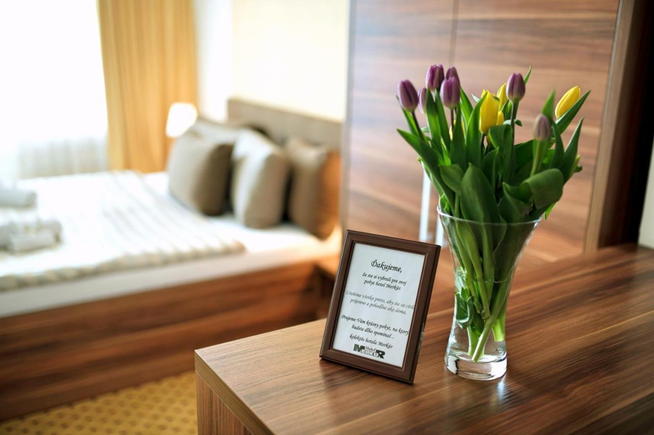 Hotel Merkur Калужа Экстерьер фото